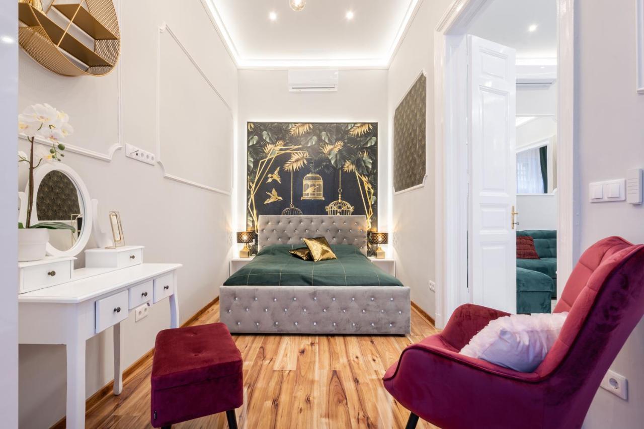 Premium Art Deco Apartment At Broadway // 4Bdr & 3Br Βουδαπέστη Εξωτερικό φωτογραφία