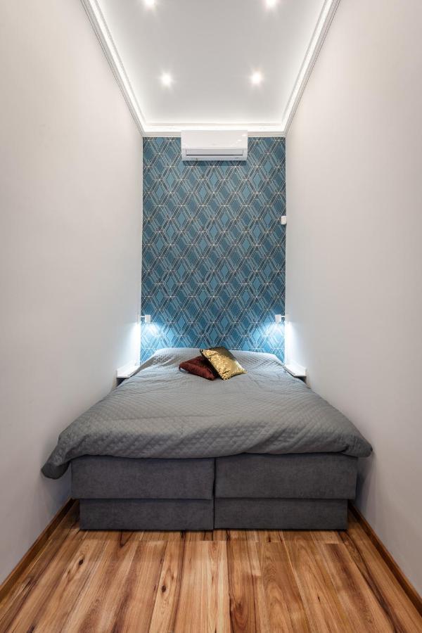 Premium Art Deco Apartment At Broadway // 4Bdr & 3Br Βουδαπέστη Εξωτερικό φωτογραφία