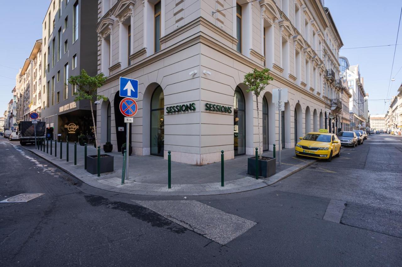 Premium Art Deco Apartment At Broadway // 4Bdr & 3Br Βουδαπέστη Εξωτερικό φωτογραφία